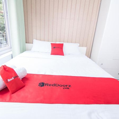 Reddoorz Near Sc Vivocity Mall 2 Хошимін Екстер'єр фото