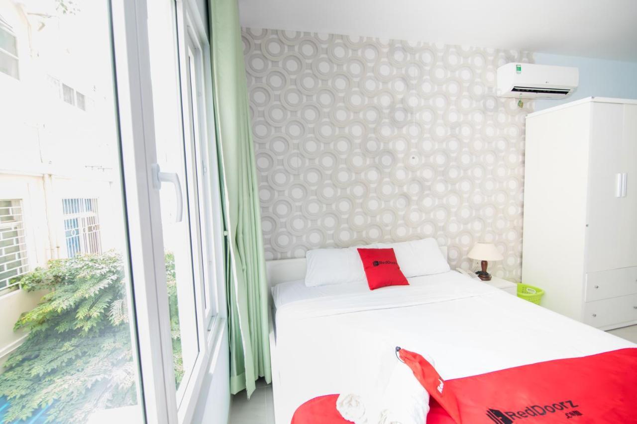 Reddoorz Near Sc Vivocity Mall 2 Хошимін Екстер'єр фото