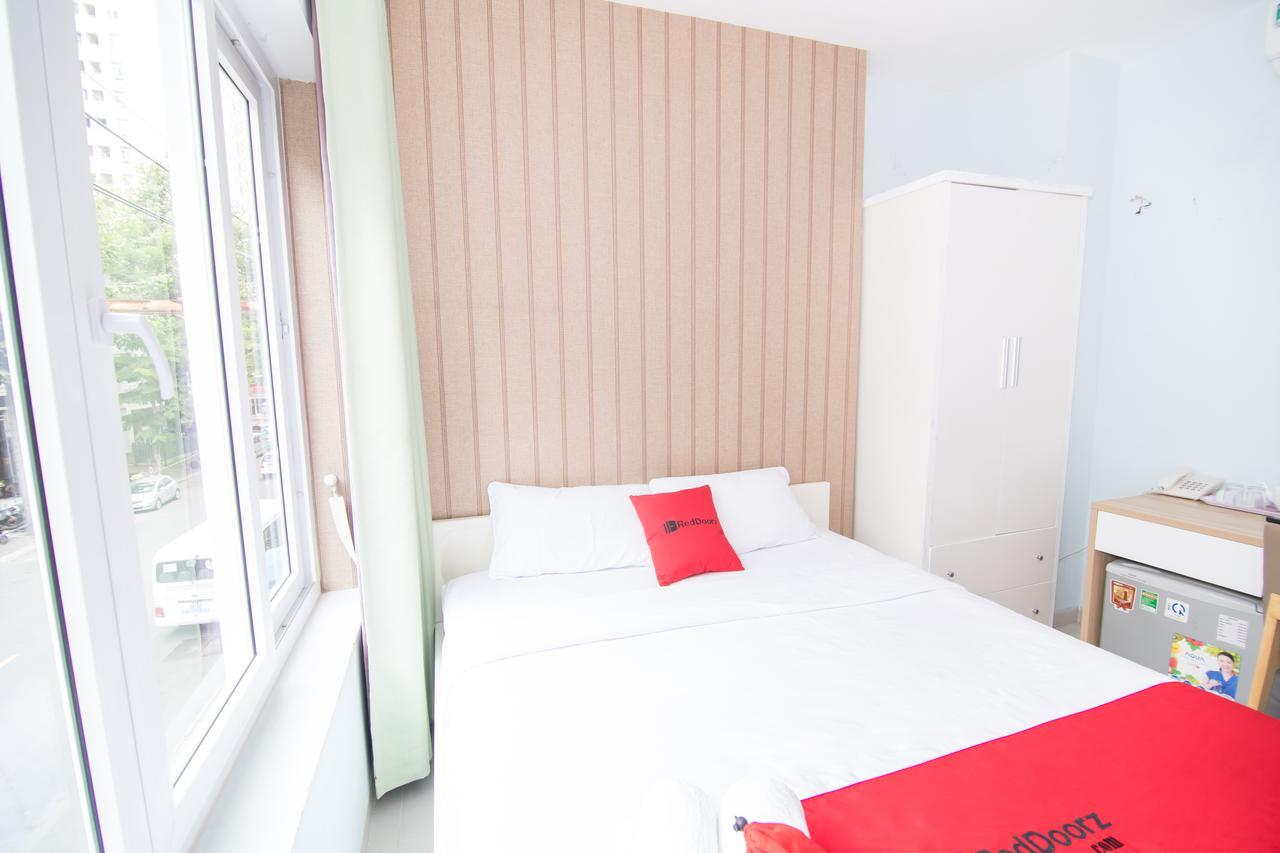 Reddoorz Near Sc Vivocity Mall 2 Хошимін Екстер'єр фото